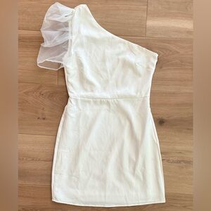NWOT TCEC Ivory One-Shoulder Dress Size M